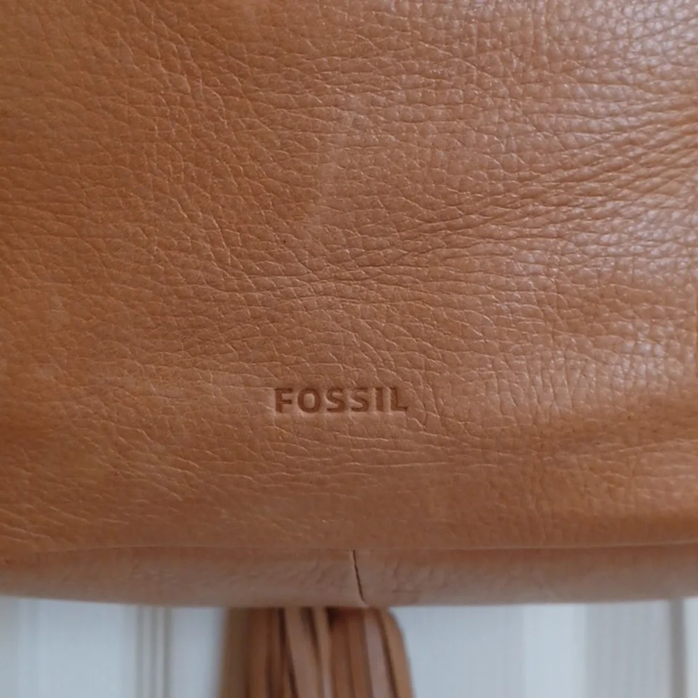 Fossil "Claire" Cow Hide Leather Drawstring Bag - Picture 14 of 14